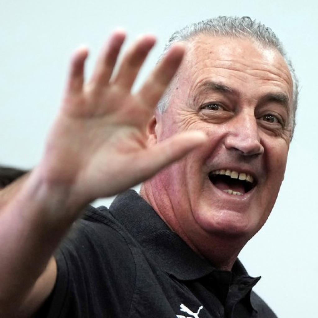 Gustavo Alfaro hace historia: Paraguay vuelve a un Mundial tras 16 años de ausencia